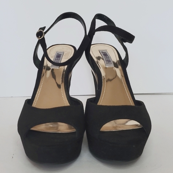 JENNIFER Lopez Black And Gold Platforms - Picture 2 of 10